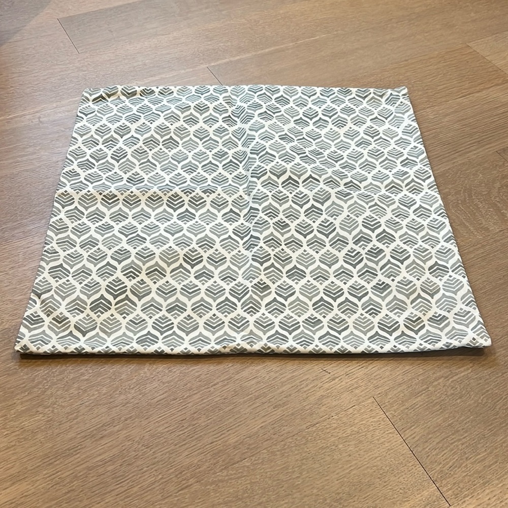 Serena and Lily pillow cover